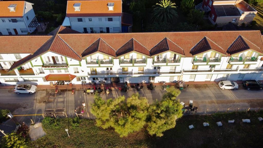 Hostal De Berria Santona Bagian luar foto
